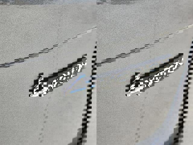 Used 2024 Volkswagen Tiguan Wolfsburg Edition image 5