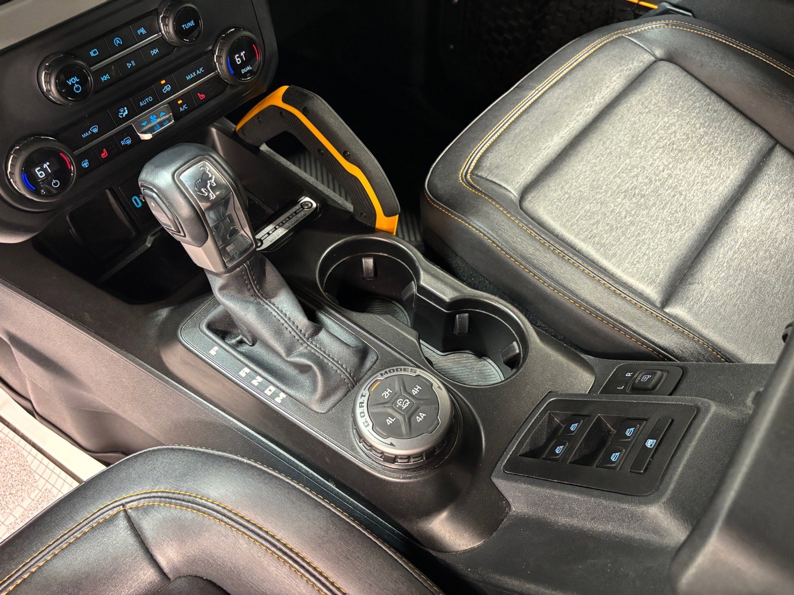 Used 2021 Ford Bronco Badlands image 13