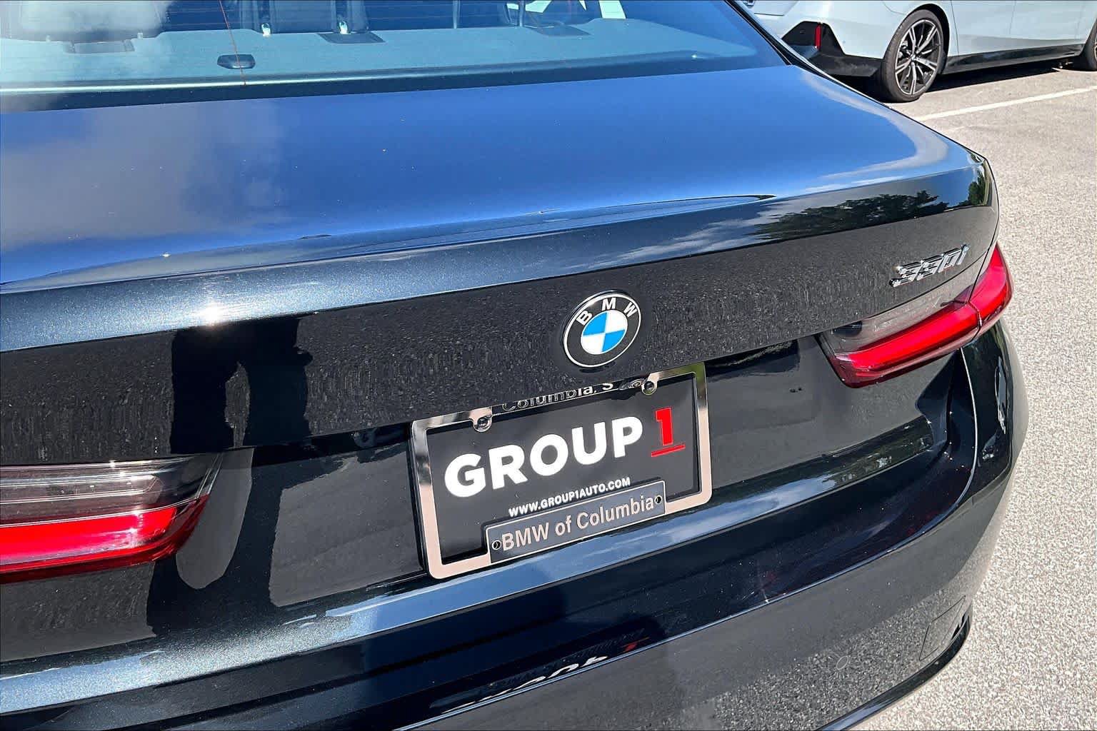 Used 2025 BMW 330i Sedan RWD image 9