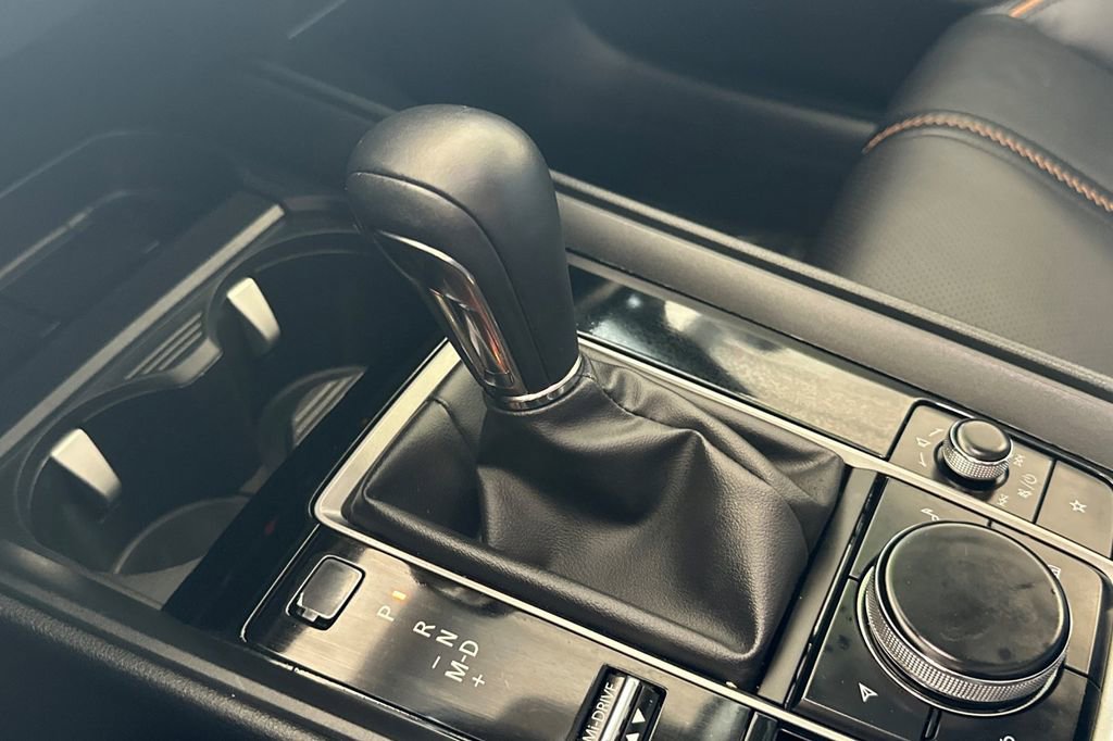 Used 2025 MAZDA CX-50 AWD 2.5 Turbo w/ Premium Pkg image 24