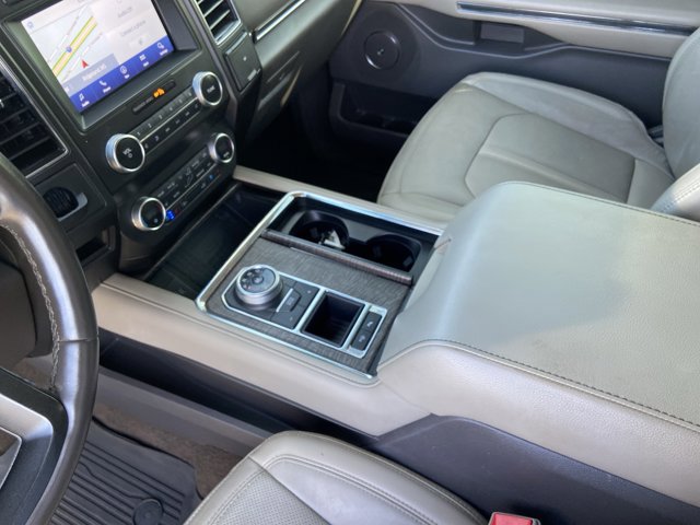 Used 2020 Ford Expedition Limited w/ Equipment Group 301A image 24