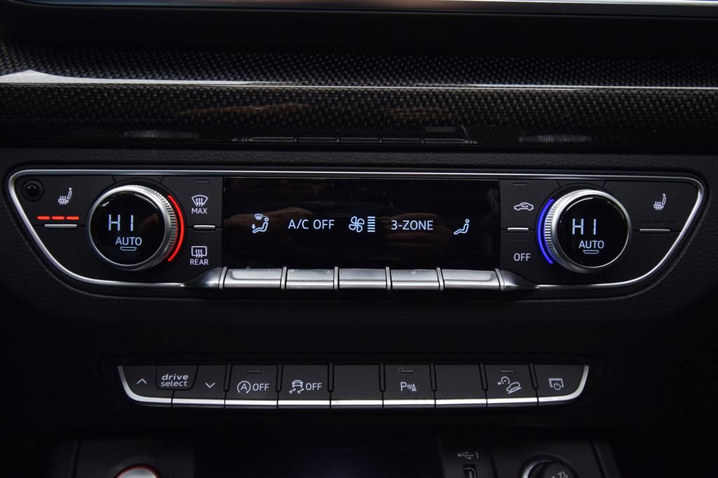 Used 2022 Audi SQ5 Premium image 35