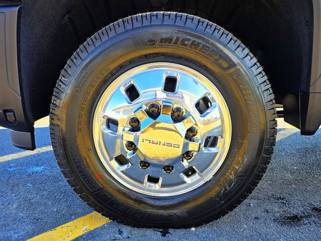 New 2026 GMC Sierra 3500 Denali w/ Denali Reserve Package image 11