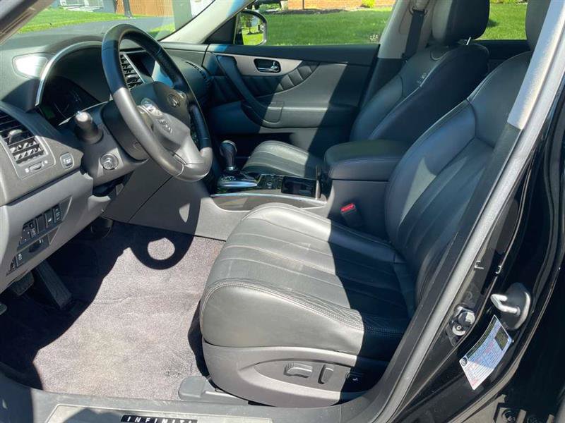 Used 2012 INFINITI FX35 AWD w/ Premium Pkg image 21