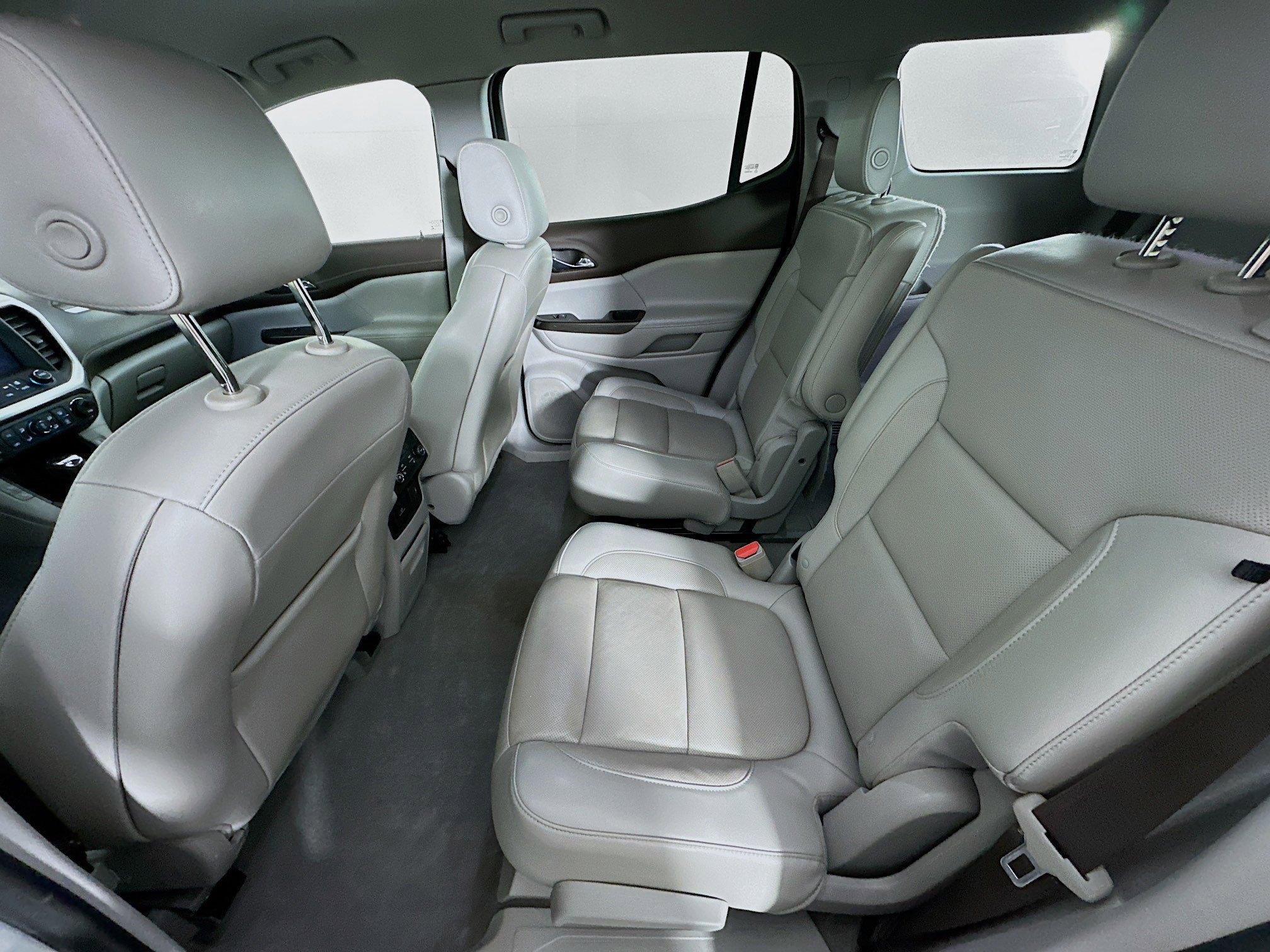 Used 2019 GMC Acadia SLT image 28