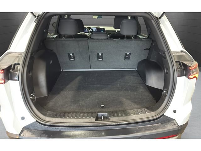 Used 2025 Chevrolet Equinox LT image 39