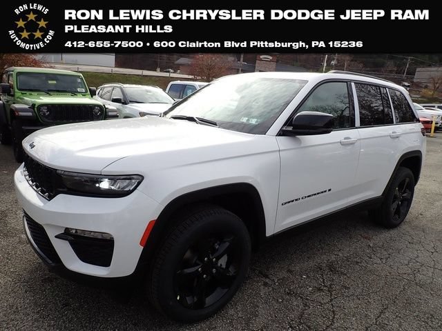 New 2025 Jeep Grand Cherokee Limited w/ Black Appearance Package AWD/4WD image 1