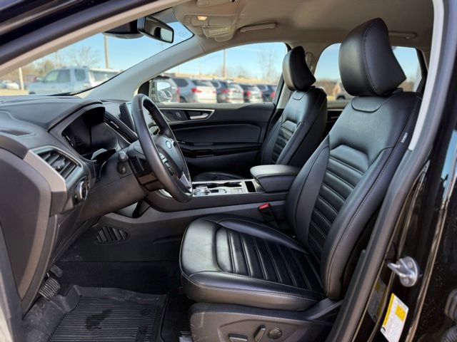 Used 2024 Ford Edge SEL w/ Convenience Package image 5