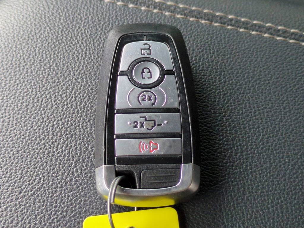 Used 2023 Ford F250 Lariat w/ Lariat Ultimate Package image 17