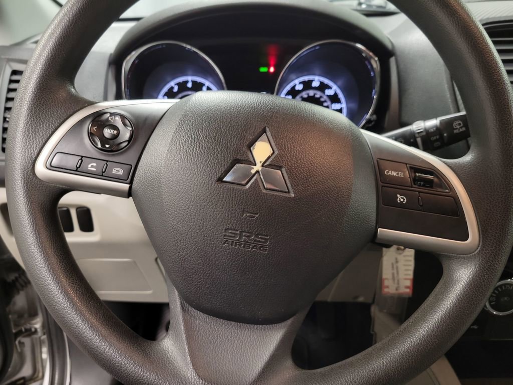 Used 2018 Mitsubishi Outlander Sport LE FWD image 19