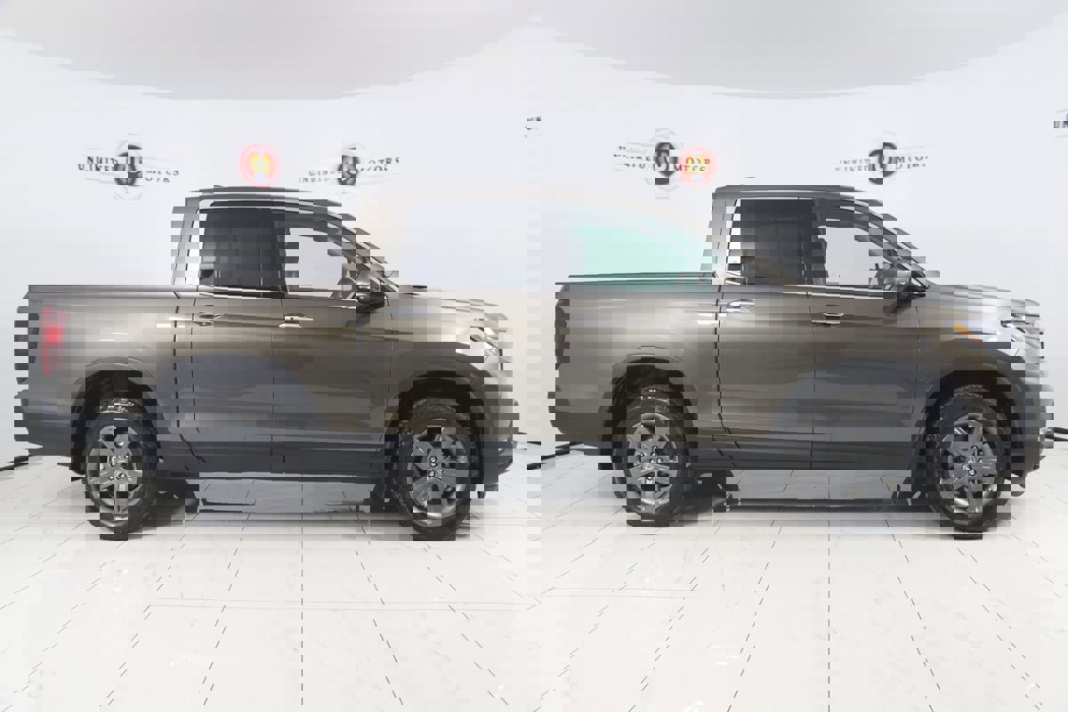 Used 2022 Honda Ridgeline RTL-E image 2