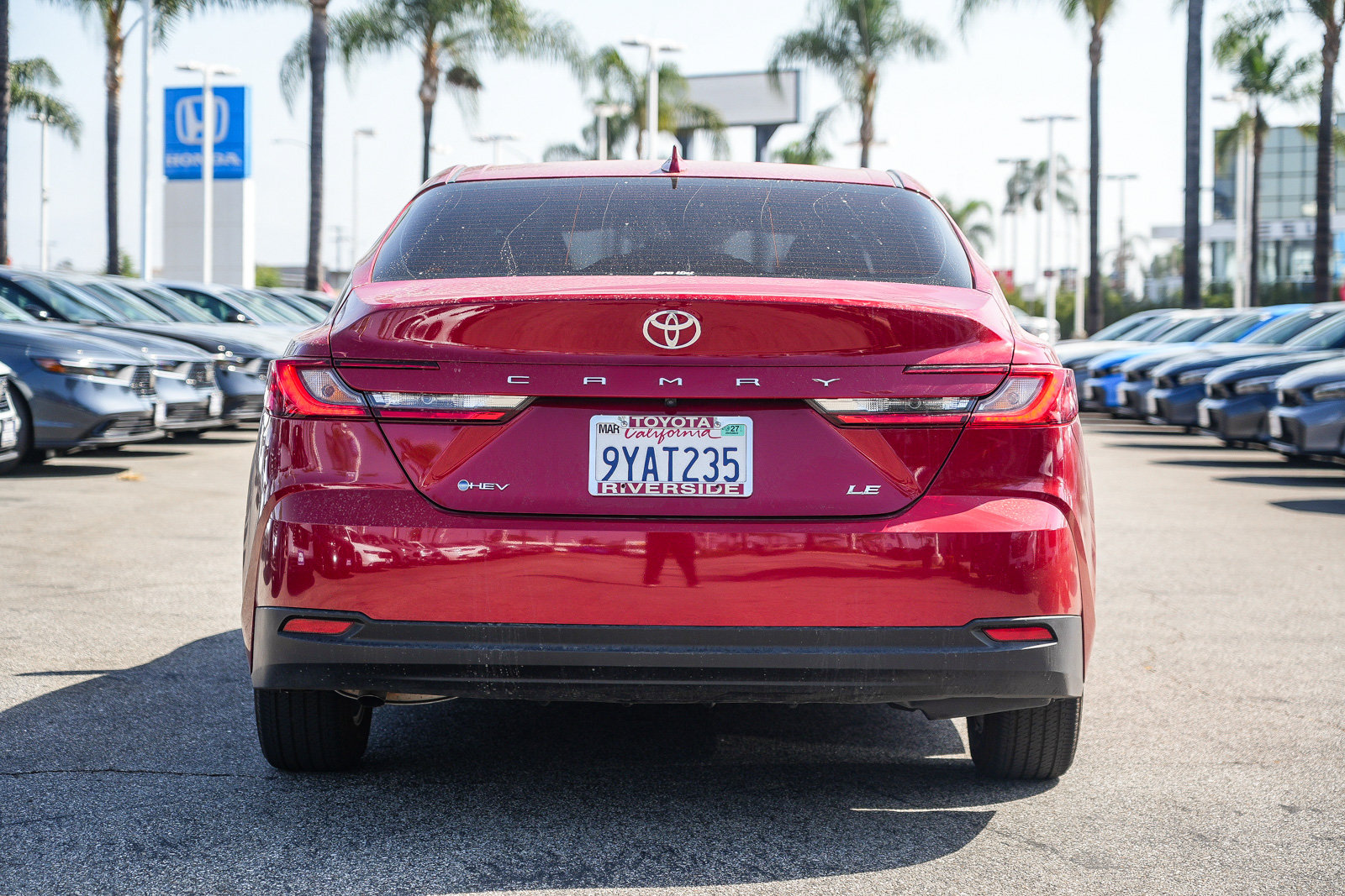 Used 2025 Toyota Camry LE FWD image 8