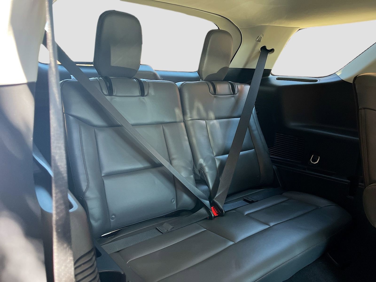 Used 2025 Ford Explorer Active w/ Active Comfort Package AWD/4WD image 28