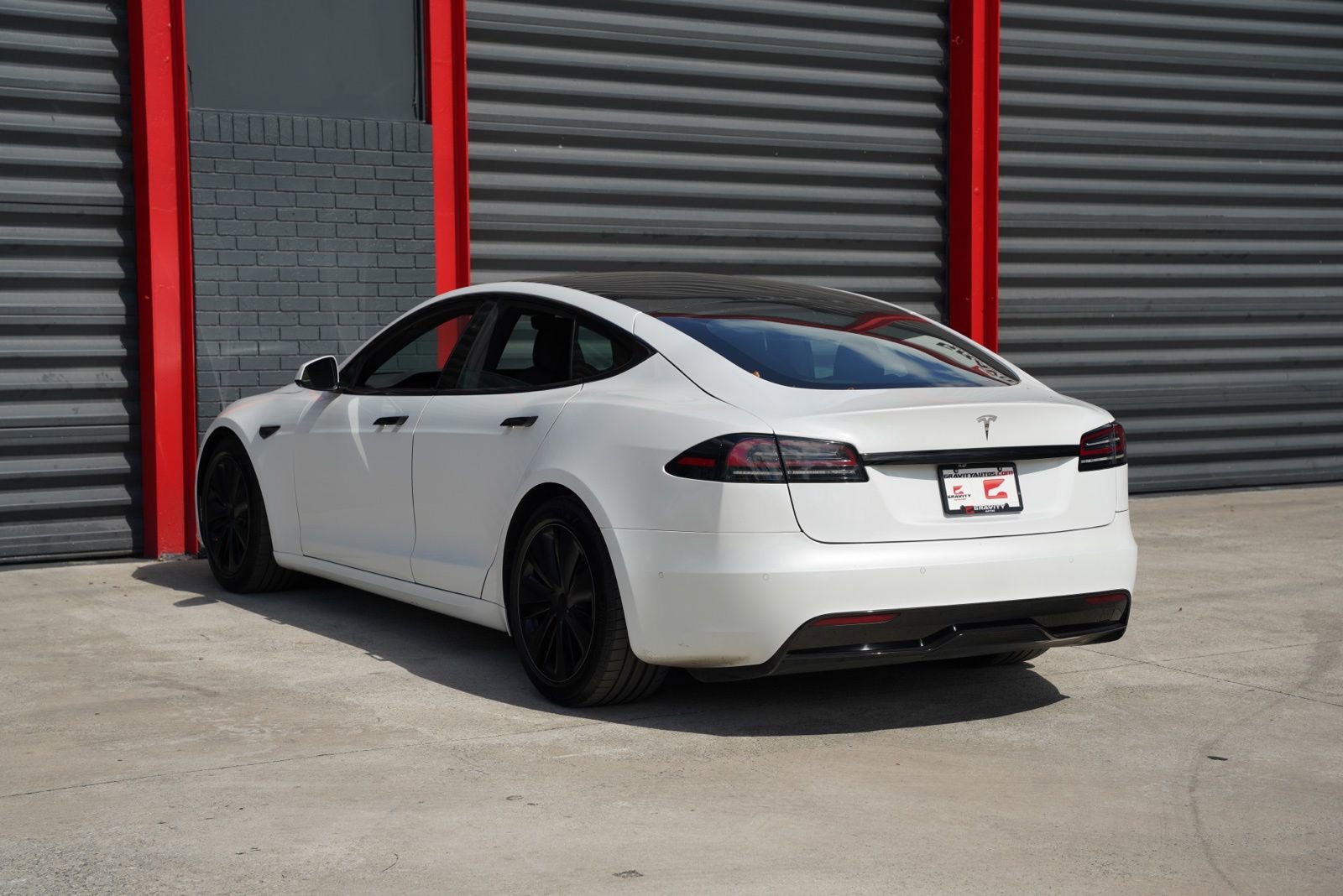 Used 2022 Tesla Model S AWD/4WD image 9