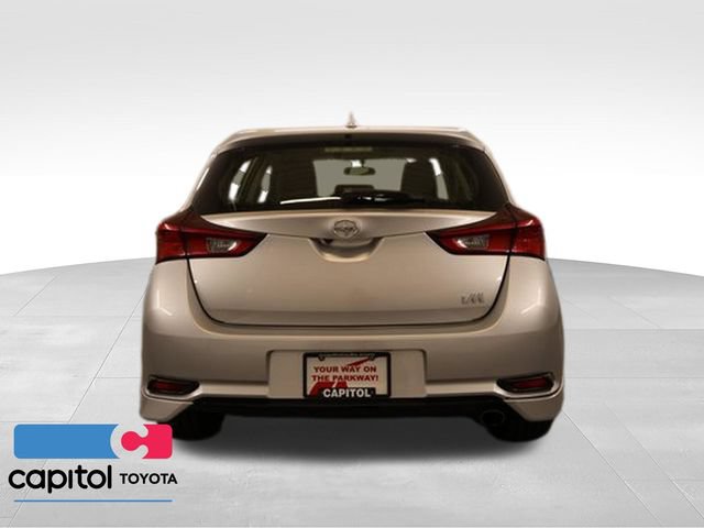Used 2016 Scion iM FWD image 3