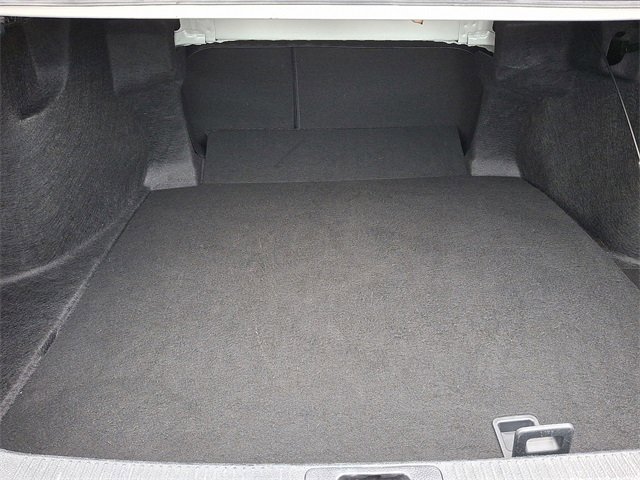 Used 2025 Toyota Camry LE image 30