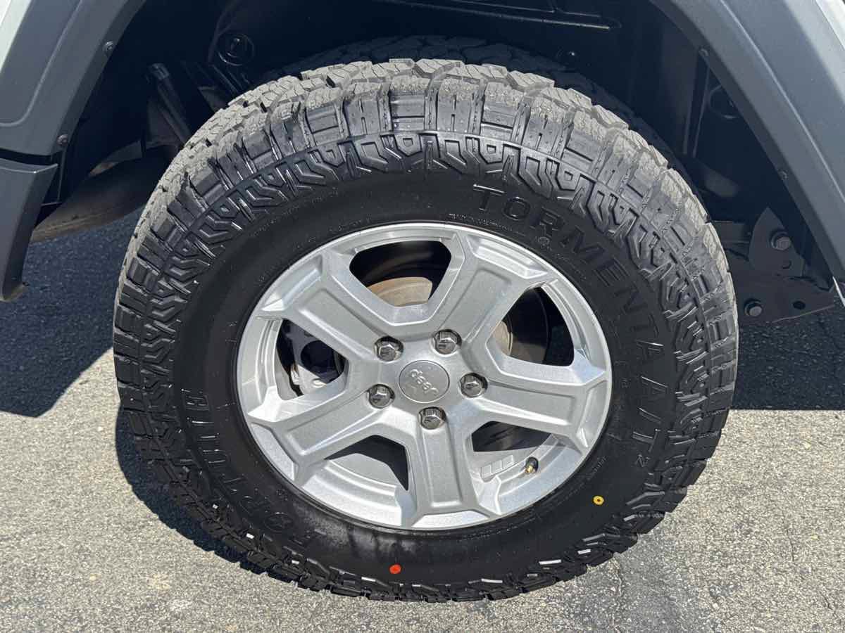 Used 2018 Jeep Wrangler Unlimited Sport S AWD/4WD image 18