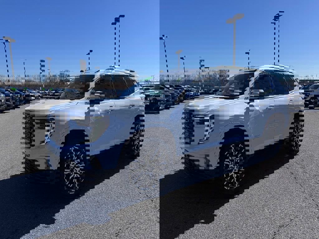 New 2026 GMC Acadia Denali Ultimate w/ LPO, Floor Liner Package image 2