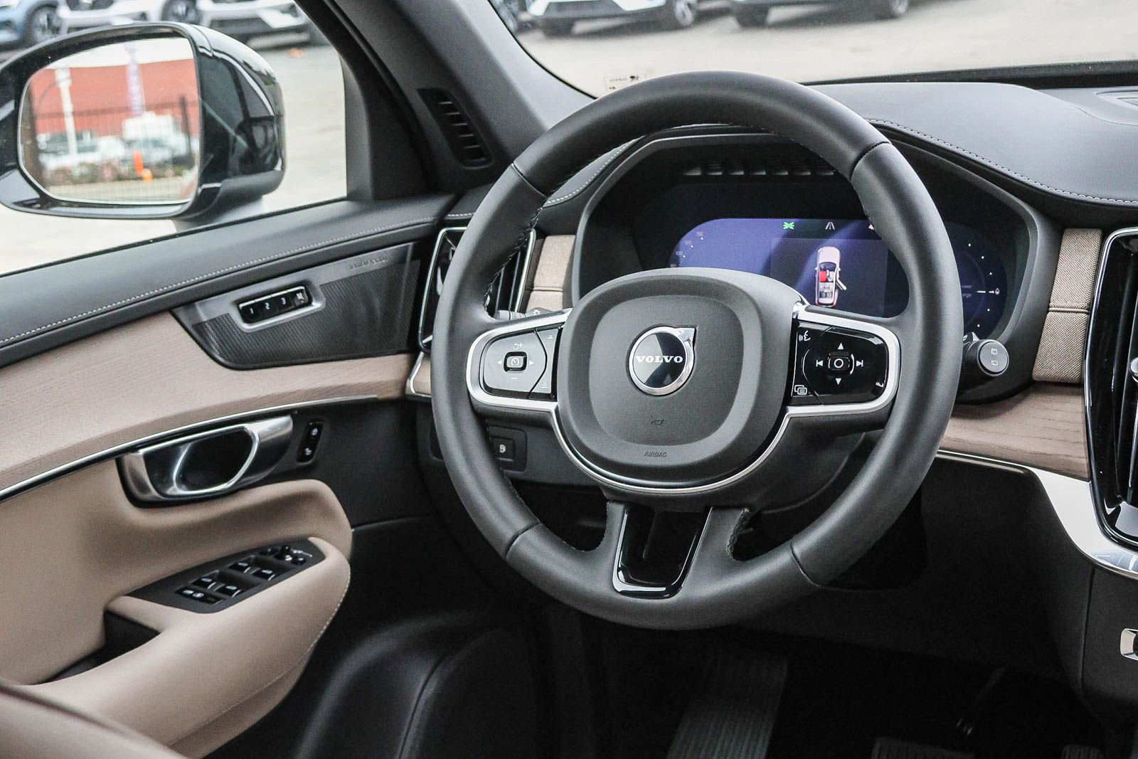 New 2026 Volvo XC90 T8 Plus w/ Protection Package Premier image 24