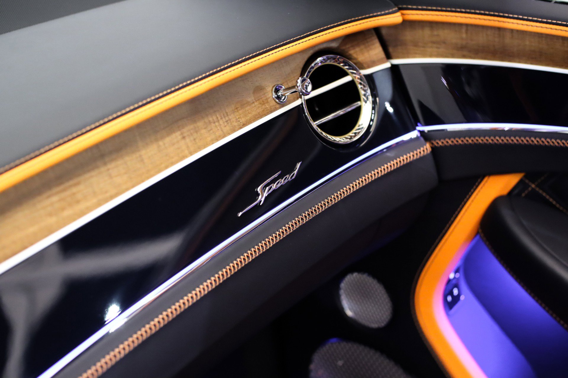 Used 2024 Bentley Continental GT Speed image 32