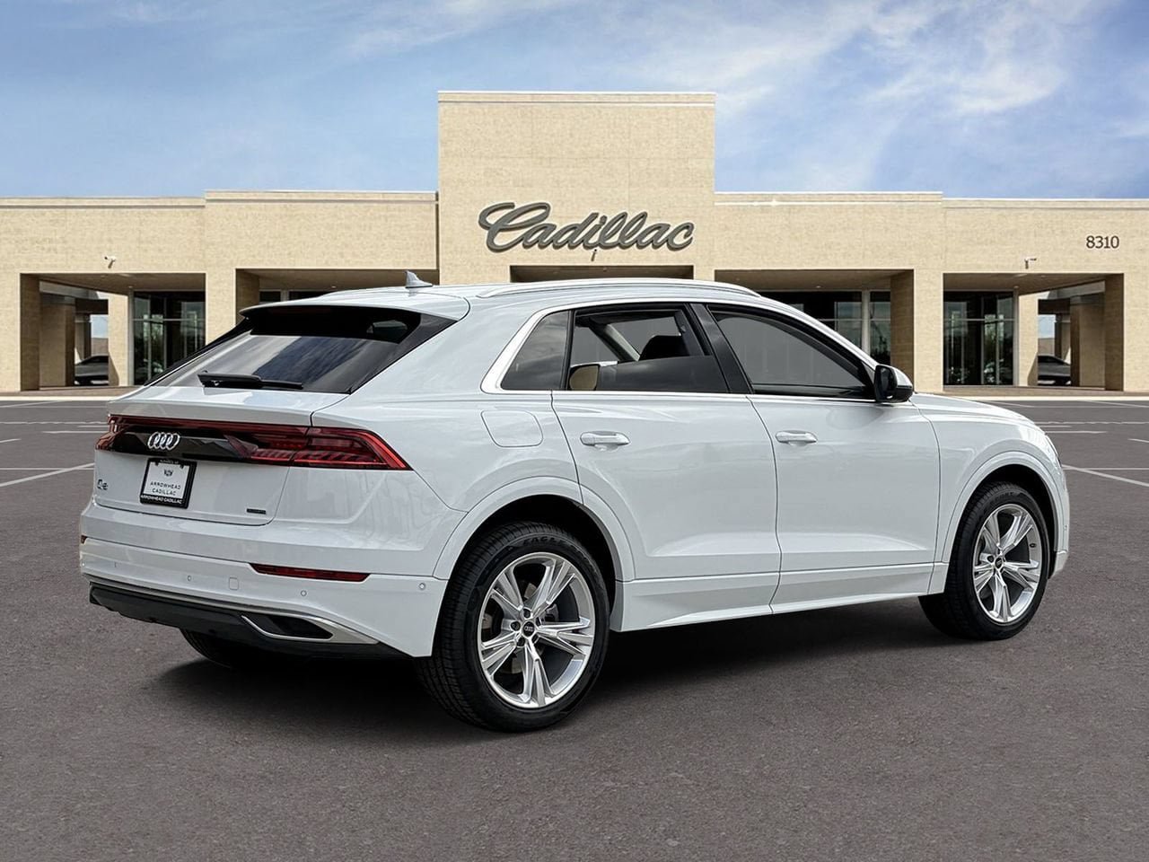 Used 2023 Audi Q8 Premium AWD/4WD image 5