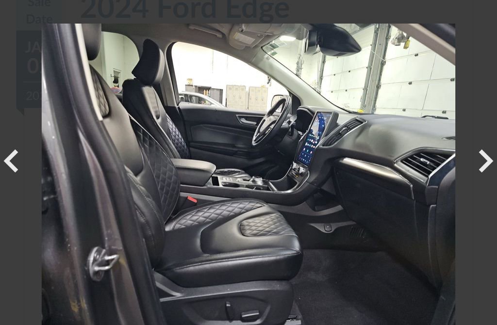 Used 2024 Ford Edge Titanium image 12