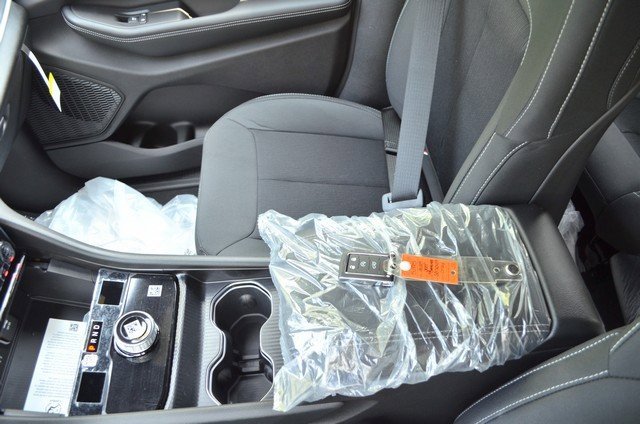 New 2025 Jeep Grand Cherokee L Laredo w/ Luxury Tech Group I image 22