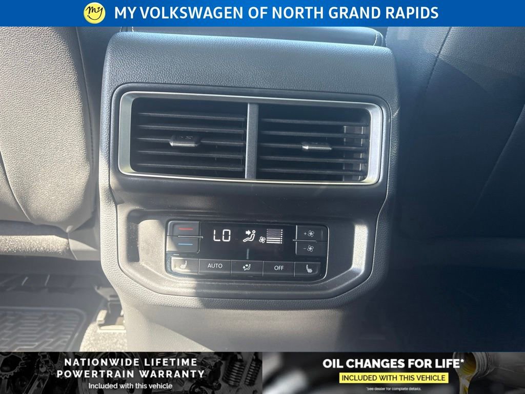 New 2026 Volkswagen Atlas SEL AWD/4WD image 16