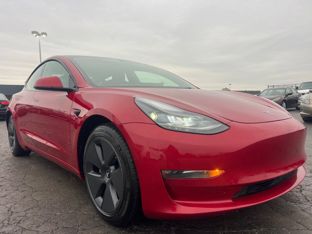 Used 2022 Tesla Model 3 Long Range image 1