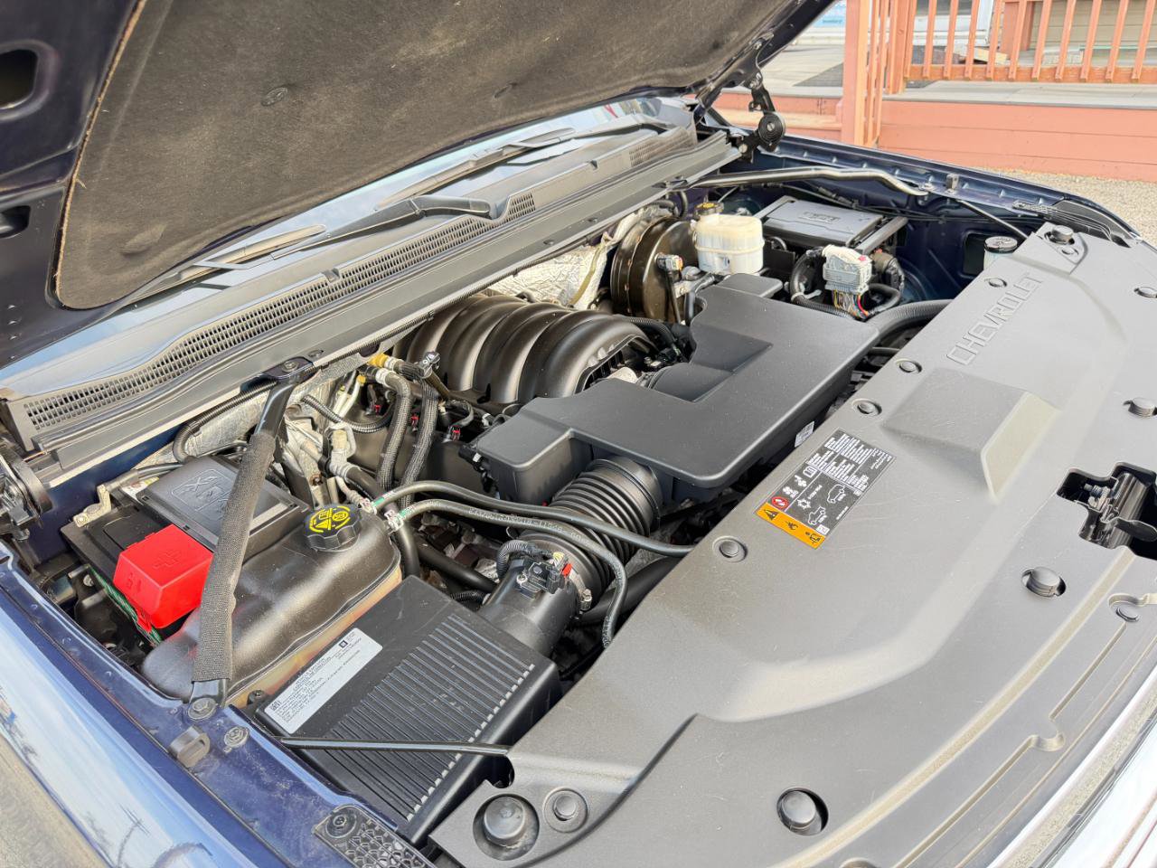 Used 2018 Chevrolet Suburban LT image 91