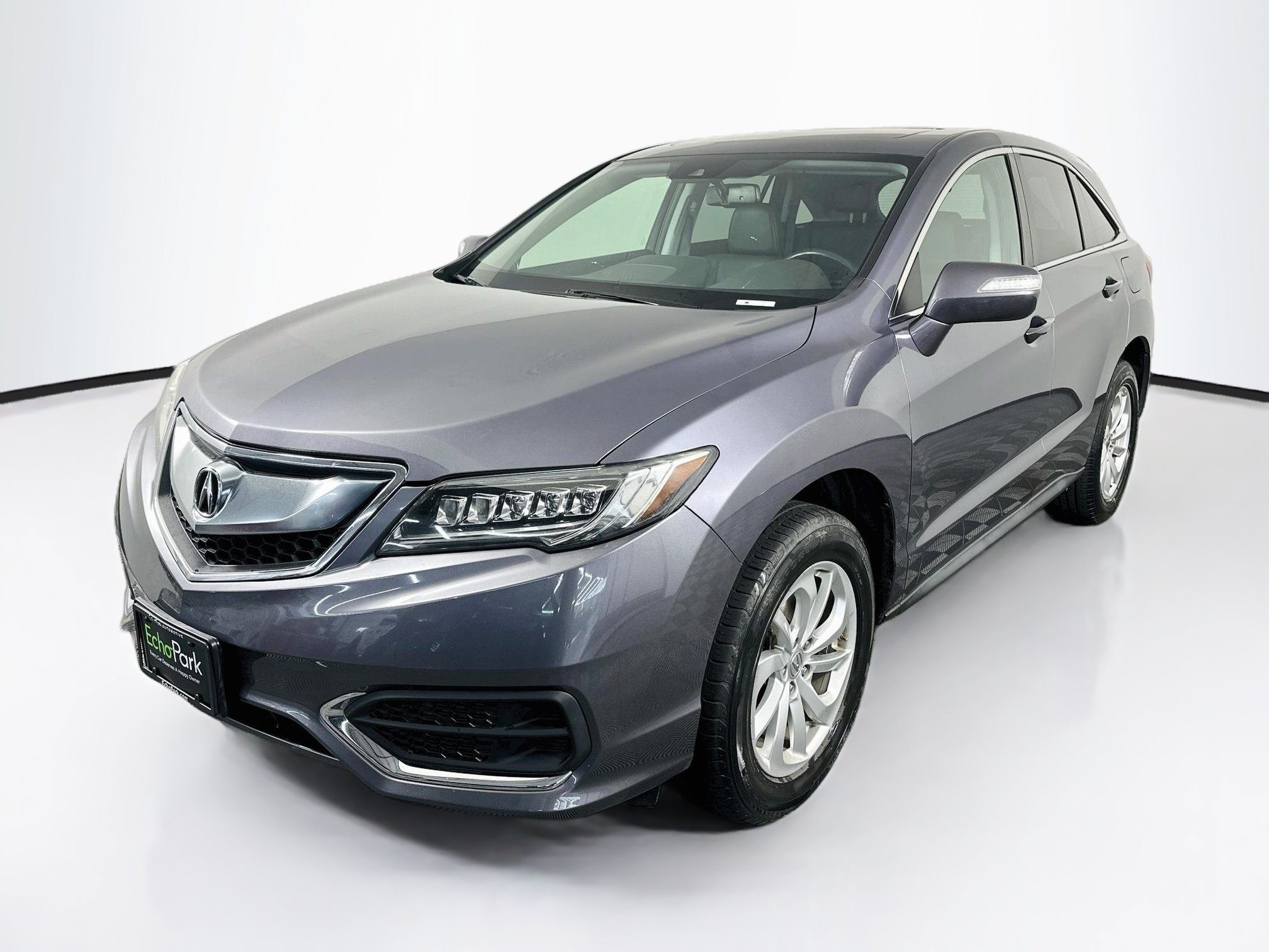Used 2017 Acura RDX w/ Tech & AcuraWatch Plus Pack FWD image 3