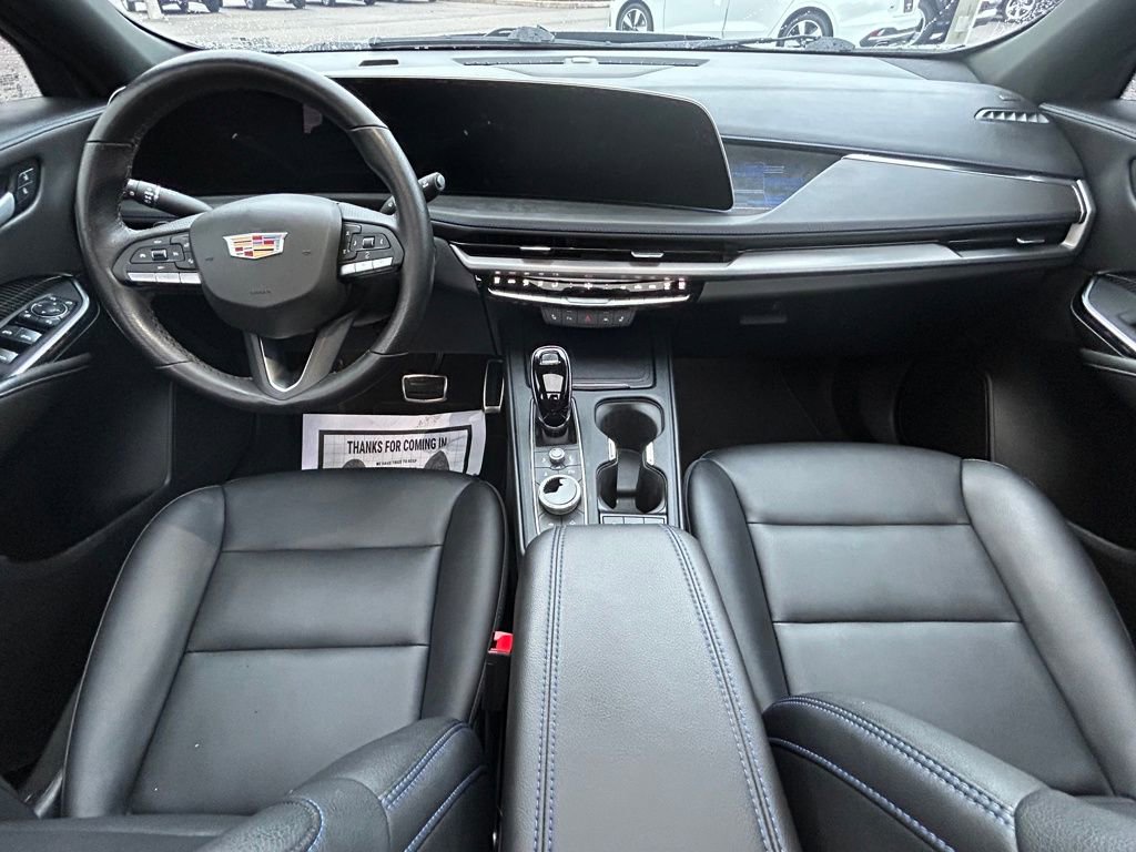 Used 2025 Cadillac XT4 Sport w/ Cold Weather Package image 10