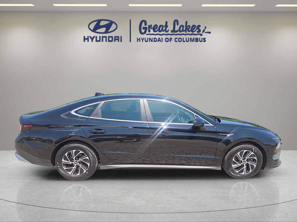 New 2026 Hyundai Sonata Blue FWD image 6