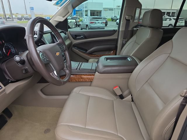 Used 2018 Chevrolet Tahoe Premier w/ RST 6.2L Performance Edition AWD/4WD image 12