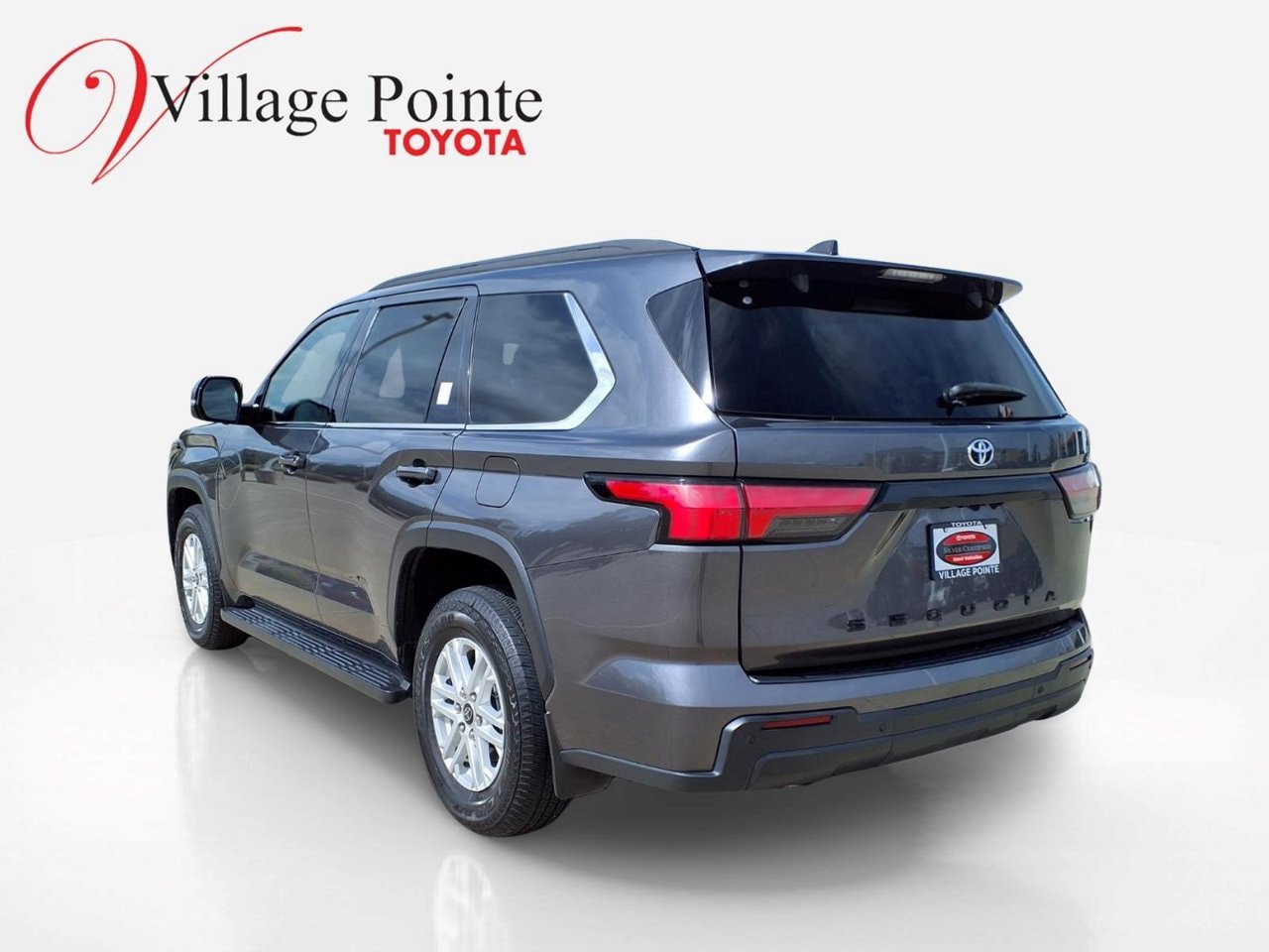 Certified 2023 Toyota Sequoia SR5 w/ SR5 Premium Package RWD image 3