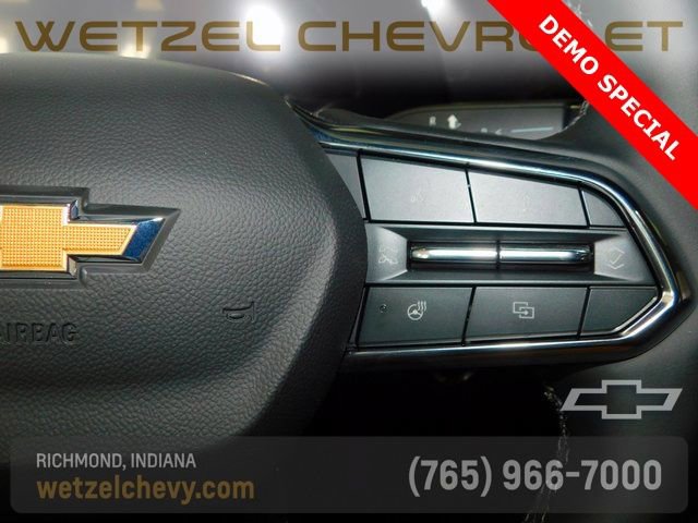 New 2025 Chevrolet Suburban Premier w/ Sun And Tow Package image 39