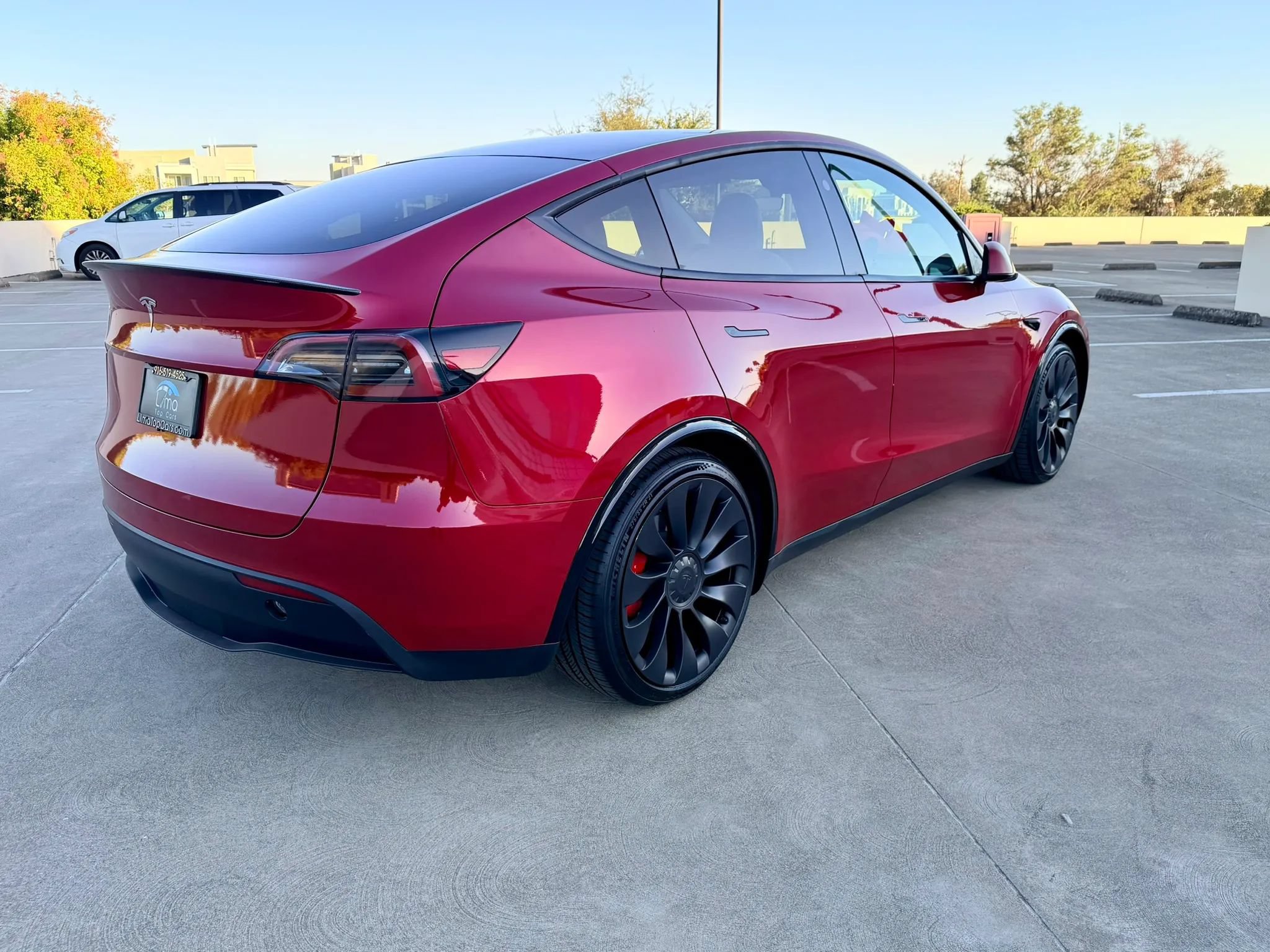 Used 2023 Tesla Model Y Long Range AWD/4WD image 13