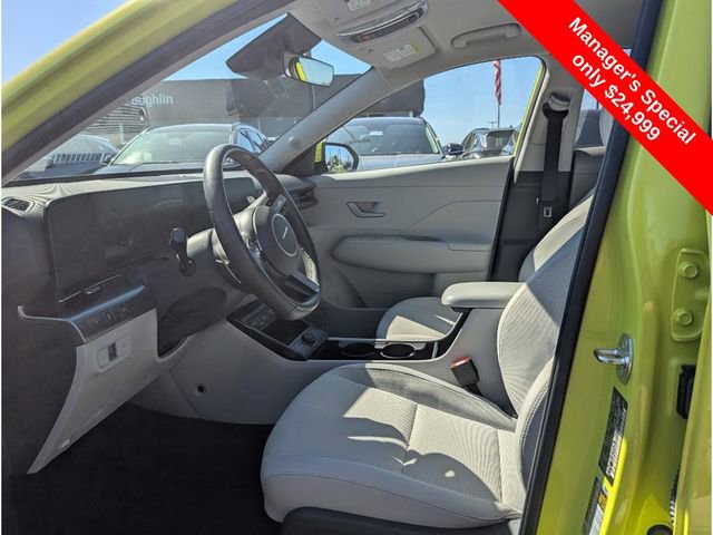 Used 2025 Hyundai Kona SEL image 15