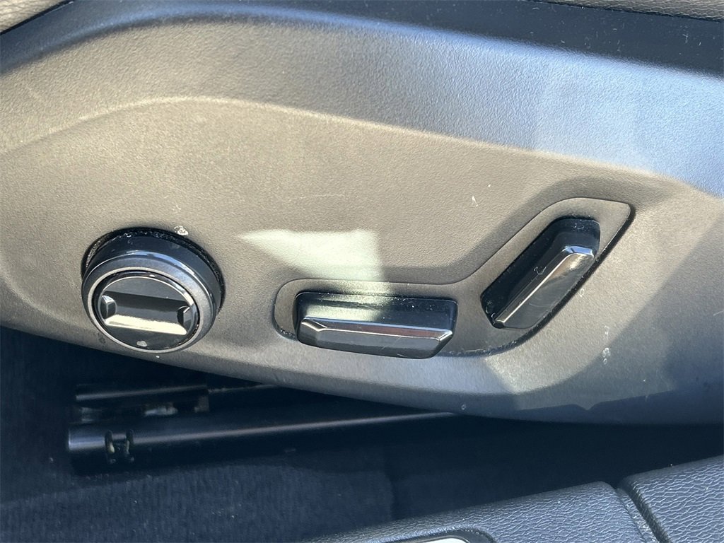 Used 2024 Volvo S60 B5 Core image 26