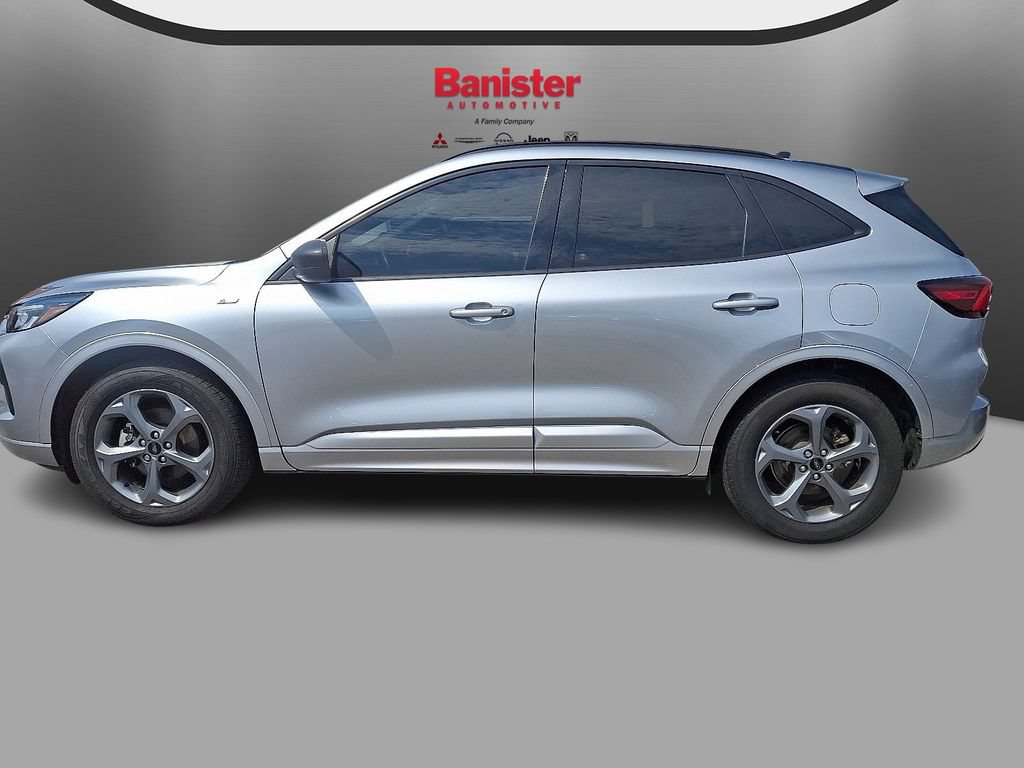 Used 2024 Ford Escape ST-Line FWD image 7