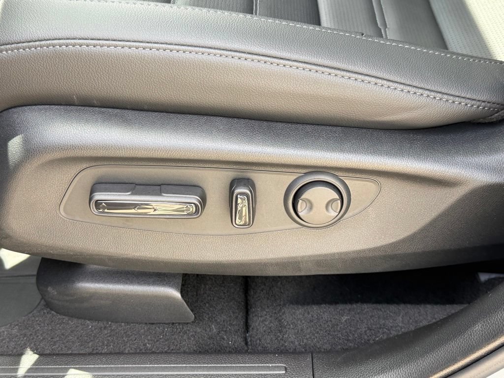 Certified 2026 Honda CR-V EX-L image 28