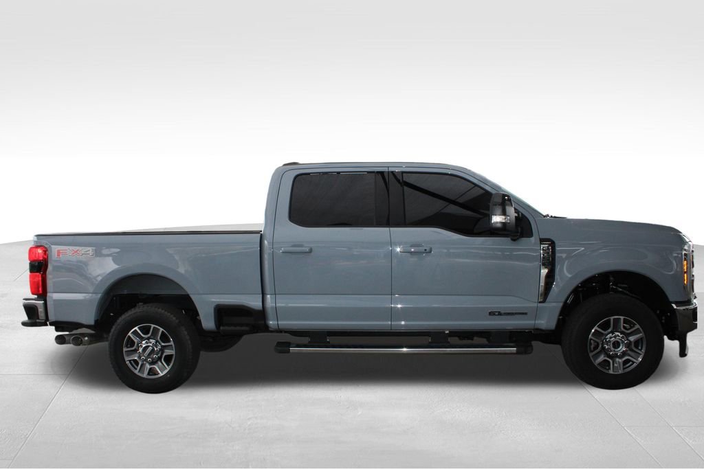 Used 2025 Ford F250 Lariat w/ FX4 Off-Road Package image 18