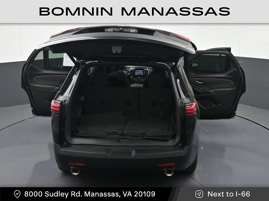Used 2023 Chevrolet Traverse LT AWD/4WD image 44