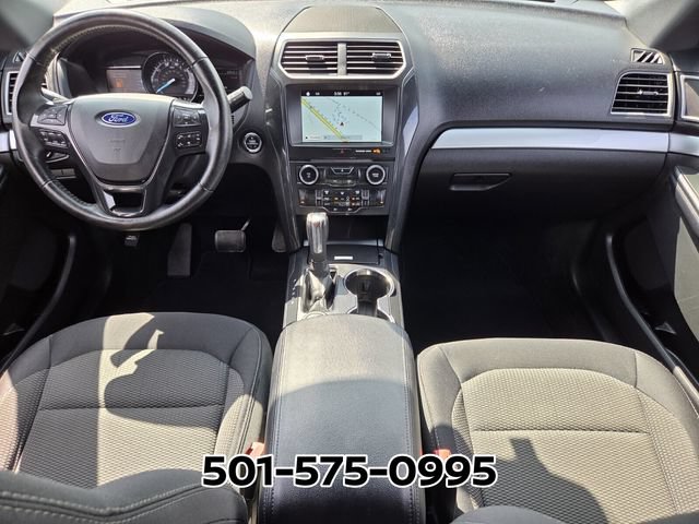 Used 2017 Ford Explorer XLT w/ Equipment Group 201A AWD/4WD image 15