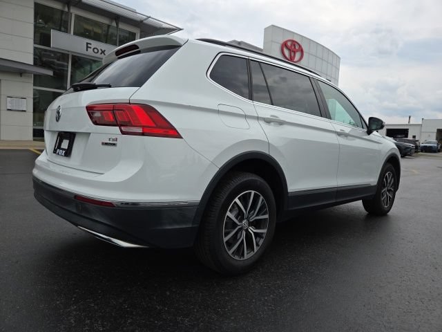 Used 2018 Volkswagen Tiguan SE AWD/4WD image 7