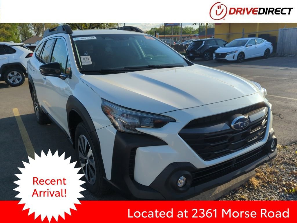 Used 2023 Subaru Outback Premium AWD/4WD image 1