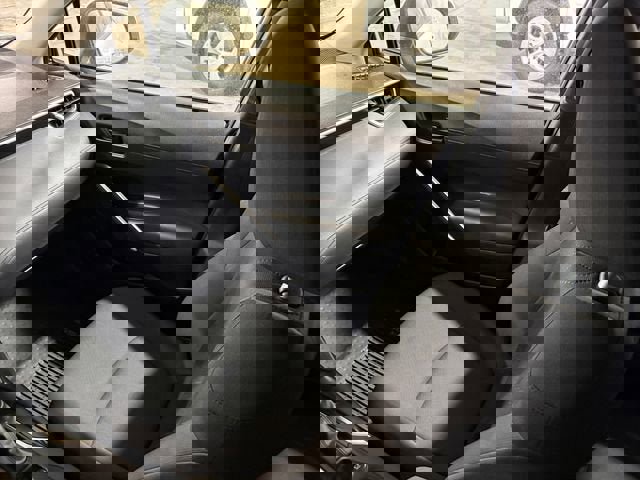 Used 2022 Toyota Corolla Cross LE image 24