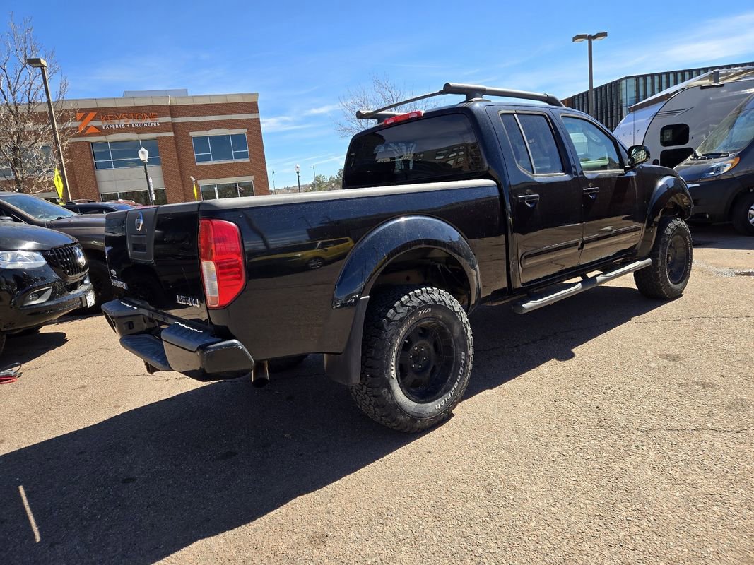 Used 2008 Nissan Frontier LE w/ Leather Pkg AWD/4WD image 9