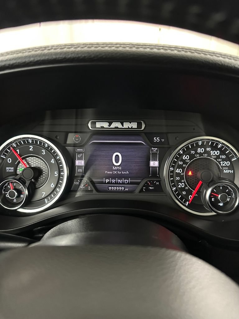Used 2023 RAM 1500 Laramie AWD/4WD image 19