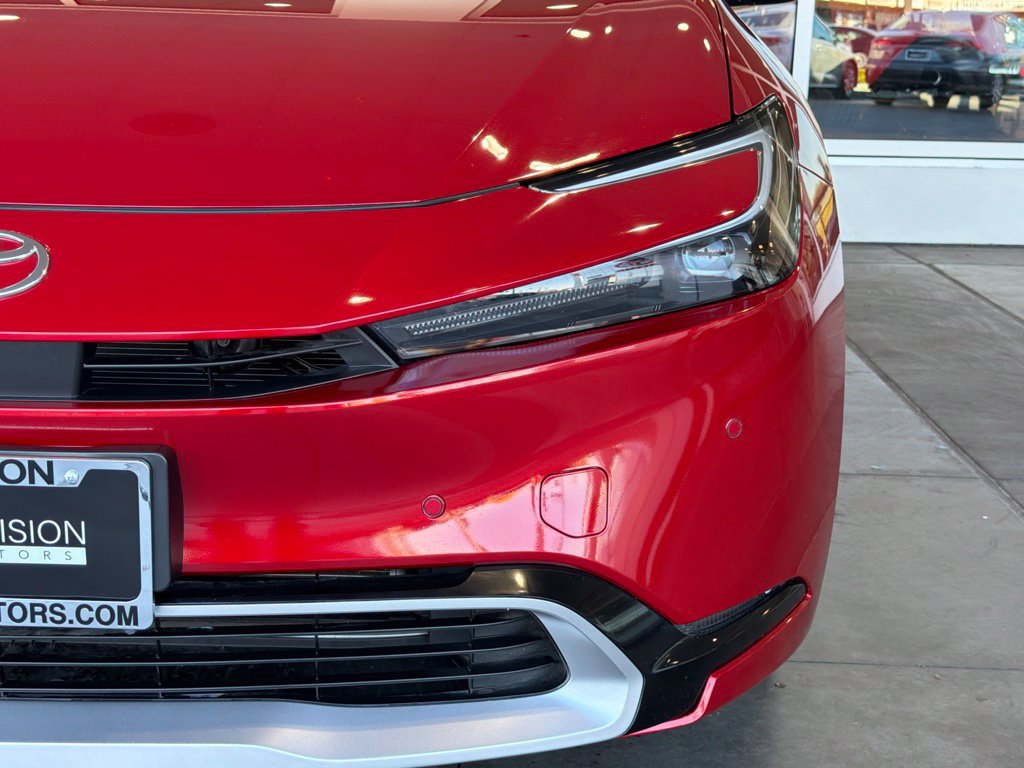 Certified 2026 Toyota Prius Plug-In Hybrid FWD image 6